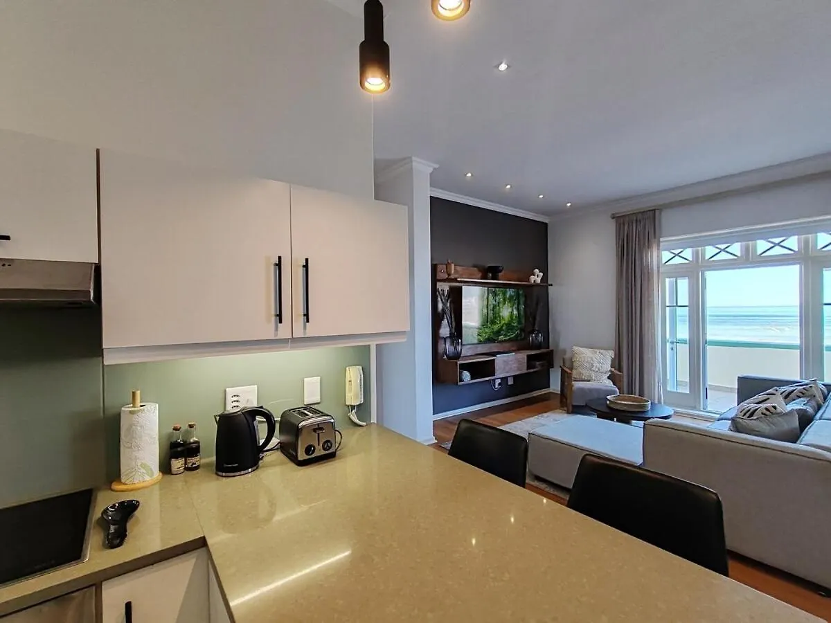 Surfers Corner Luxury Penthouse Apartment Muizenberg