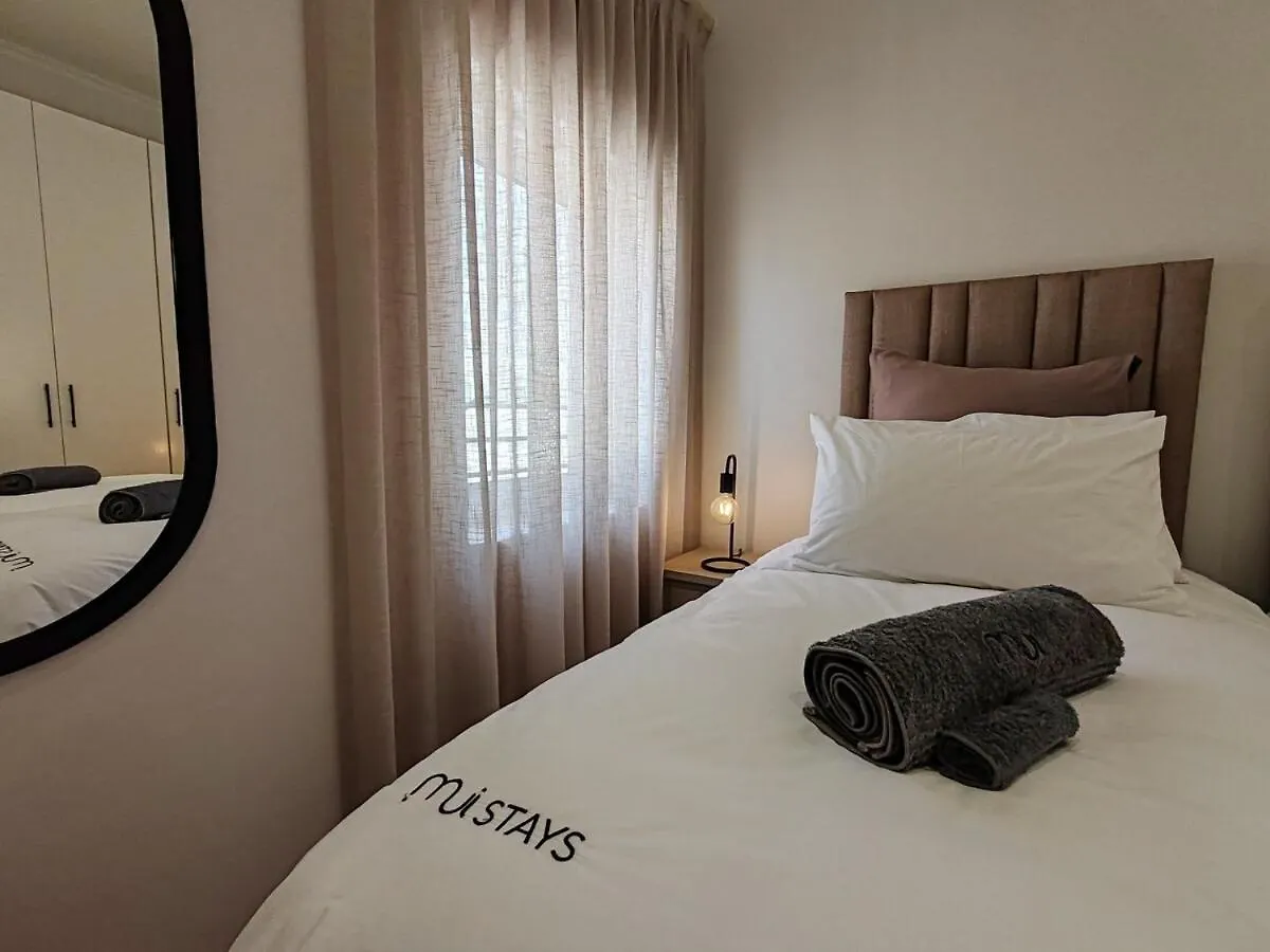 Surfers Corner Luxury Penthouse Apartment Muizenberg