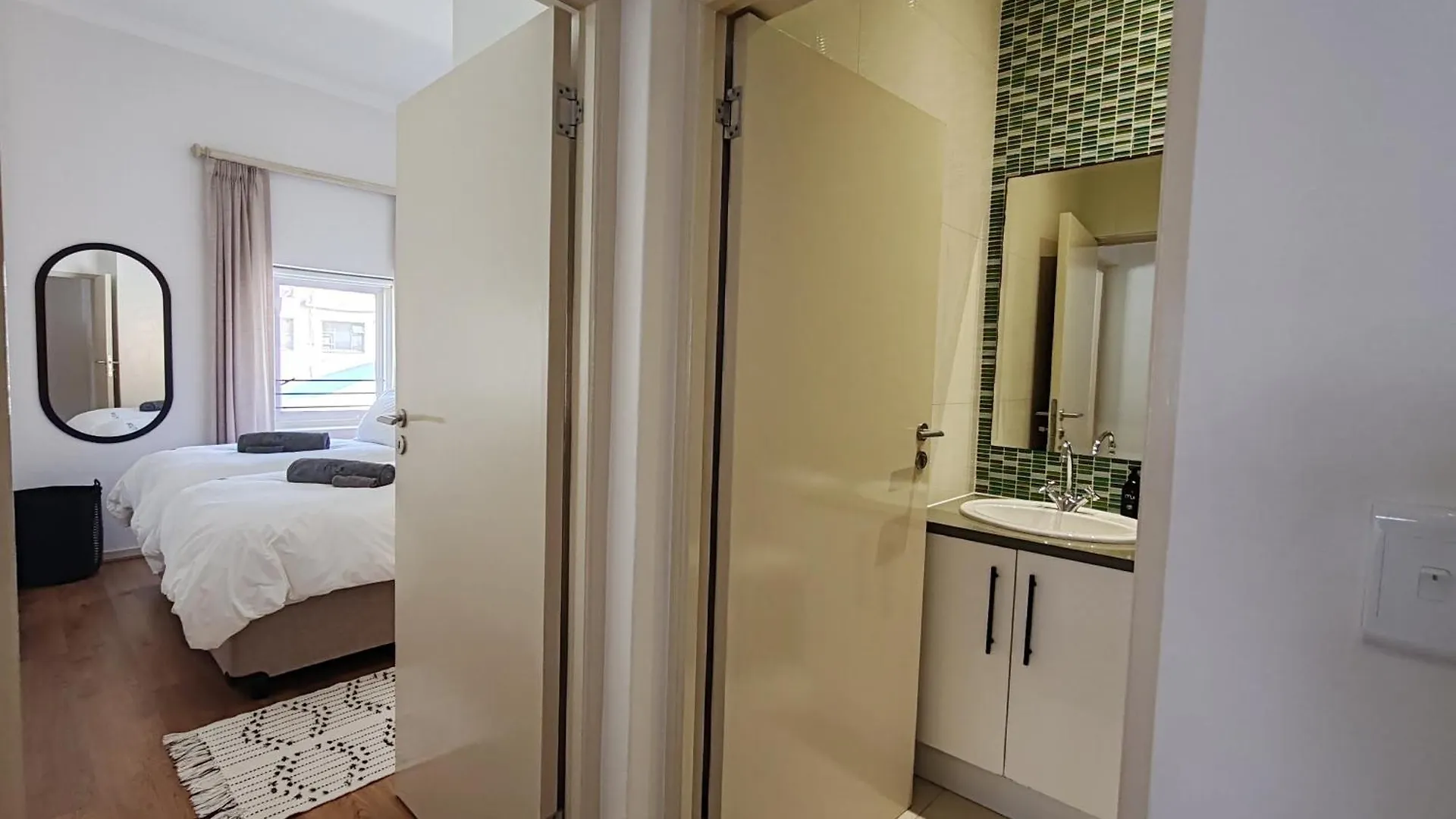 Surfers Corner Luxury Penthouse Apartment Muizenberg