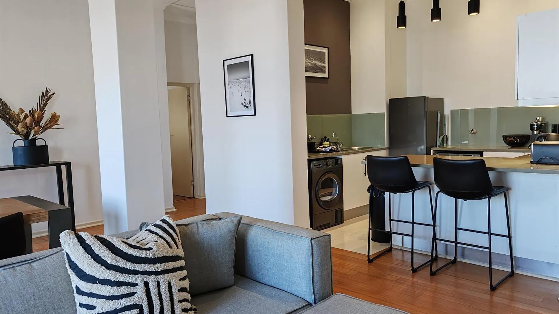 Surfers Corner Luxury Penthouse Apartment Muizenberg