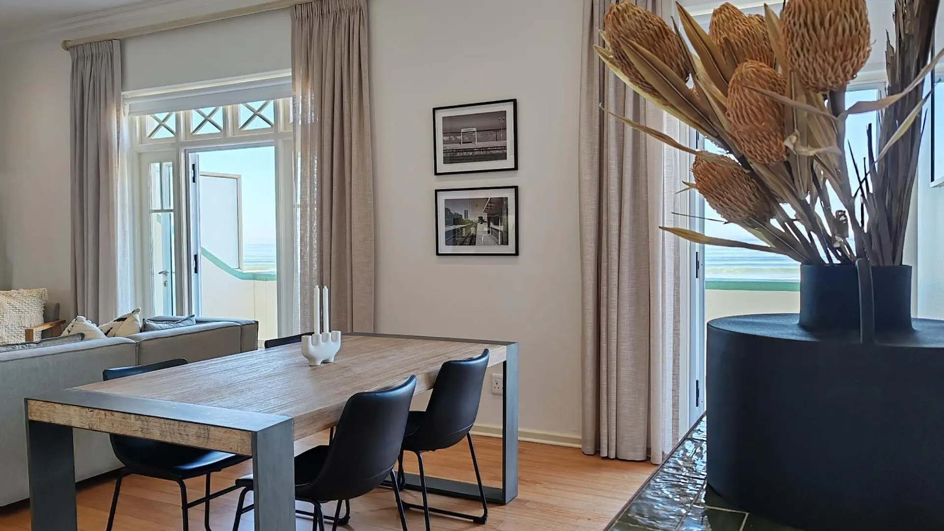 Surfers Corner Luxury Penthouse Apartment Muizenberg