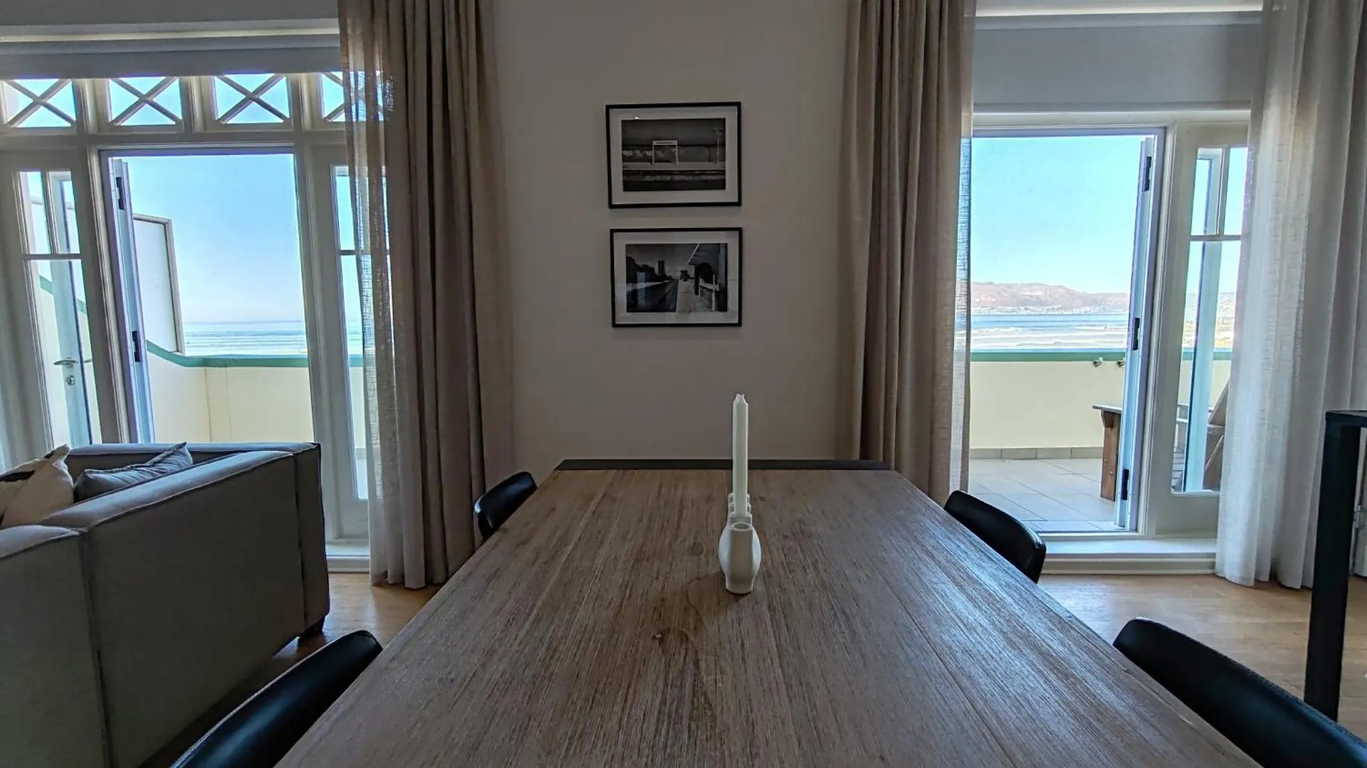Surfers Corner Luxury Penthouse Apartment Muizenberg 0*,  South Africa