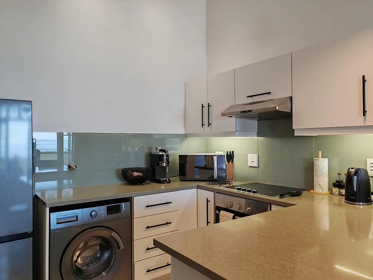 Surfers Corner Luxury Penthouse Apartment Muizenberg