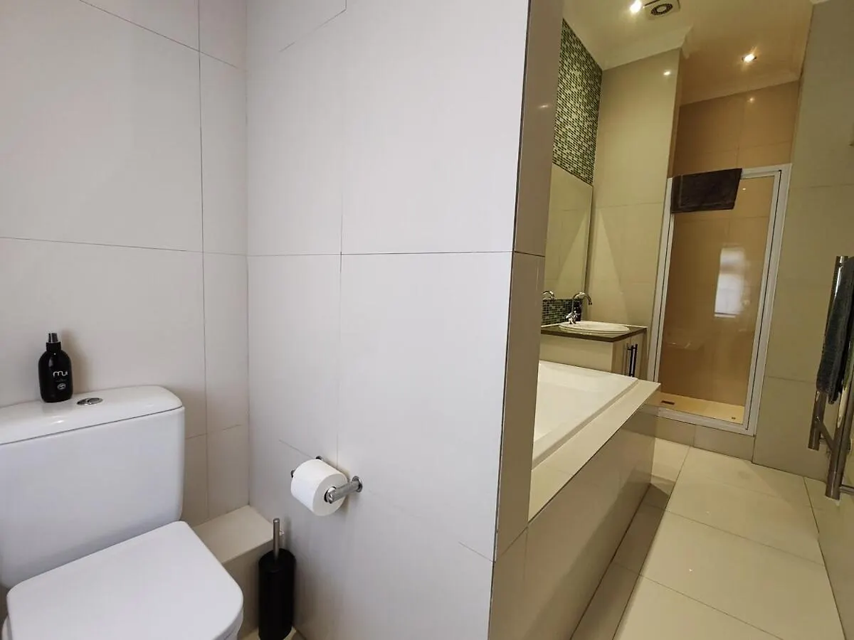 Surfers Corner Luxury Penthouse Apartment Muizenberg