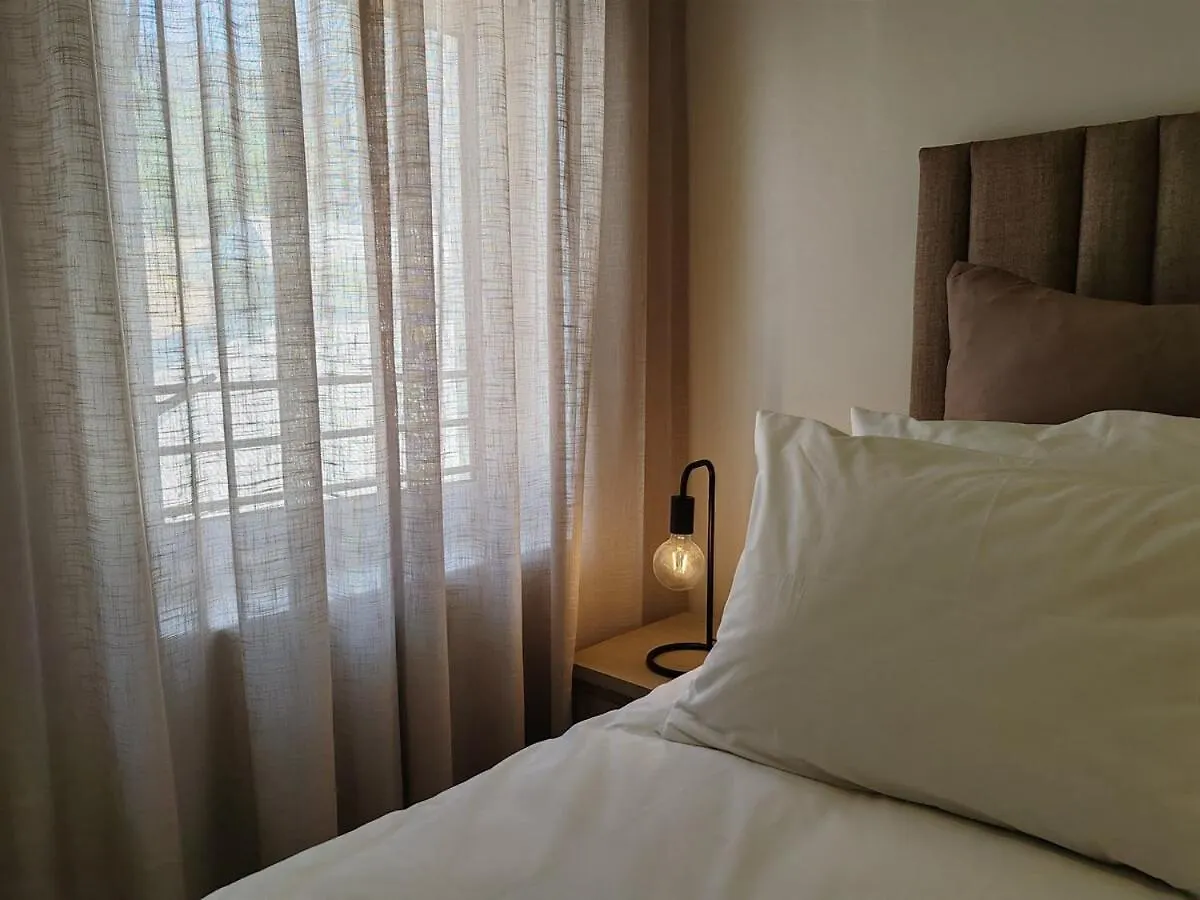 Surfers Corner Luxury Penthouse Apartment Muizenberg 0*,