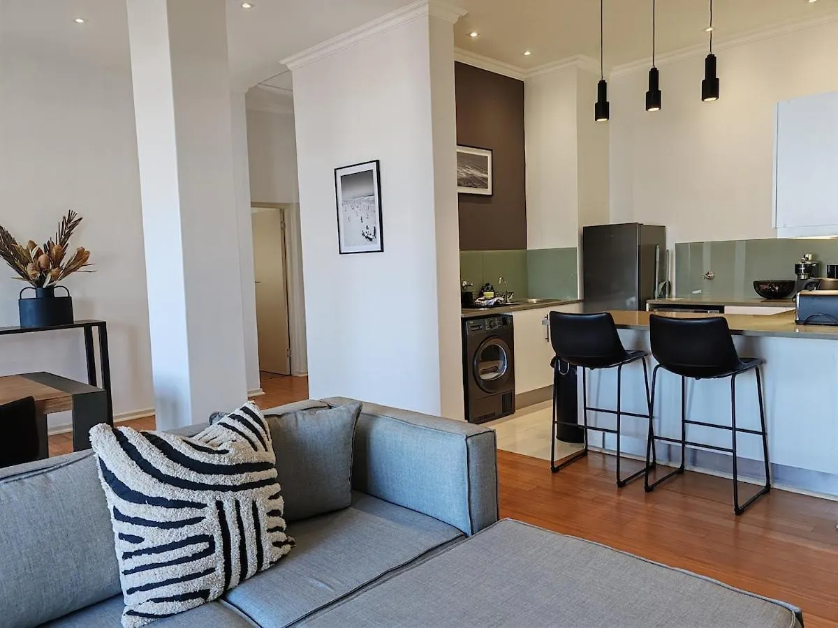 Surfers Corner Luxury Penthouse Apartment Muizenberg