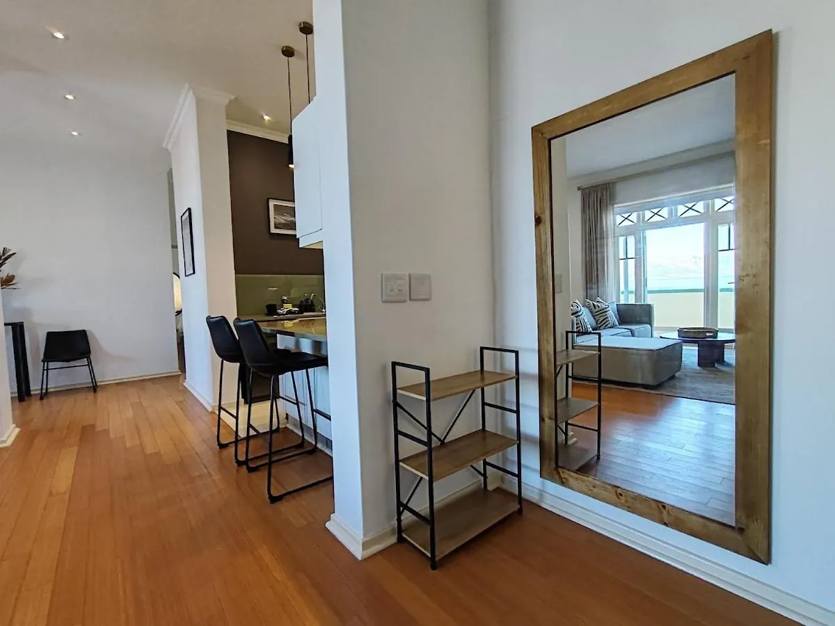 Surfers Corner Luxury Penthouse Apartment Muizenberg